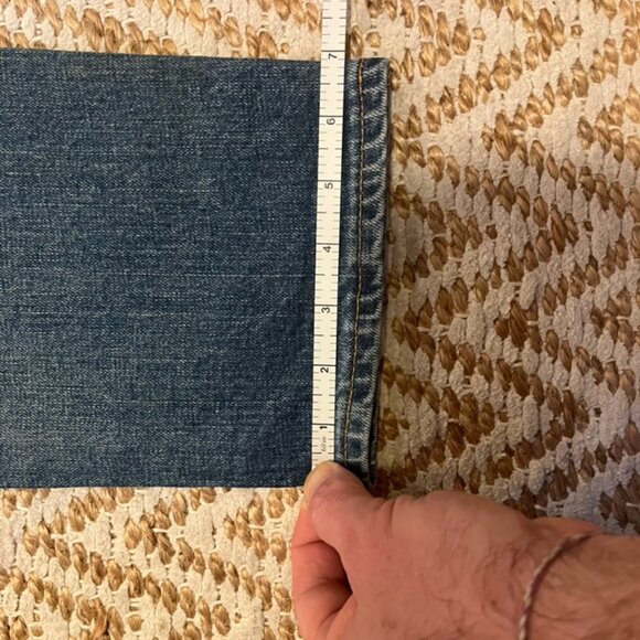 Todd Snyder Japanese Stretch Selvedge Jean in Medium Wash - Picture 7 of 10